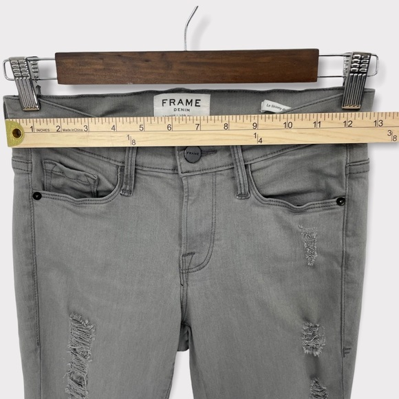 FRAME Le Skinny de Jeanne in Wilshire Gray Distressed Jeans - Picture 6 of 9